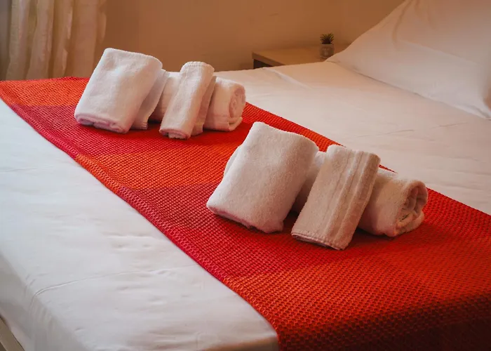 Апартаменты 12 Minutes Walk From Delle Rotonde *