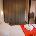 12 Minutes Walk From Delle Rotonde Daire
