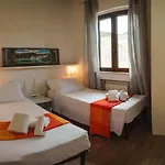 Daire 12 Minutes Walk From Delle Rotonde