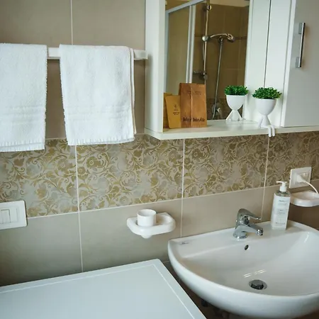 12 Minutes Walk From Delle Rotonde Appartamento *