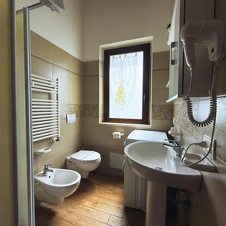 12 Minutes Walk From Delle Rotonde Apartamento *