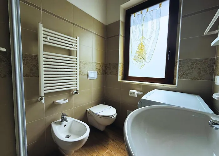 12 Minutes Walk From Delle Rotonde דירה טרופאה