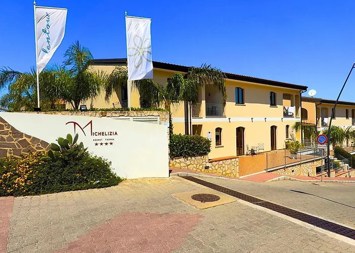 דירה 12 Minutes Walk From Delle Rotonde טרופאה